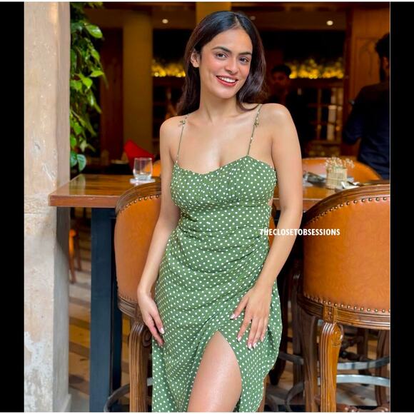 ZARA Blogger Fave Printed Ruched Midi Dress NWT LAST ONE!!! 💚 - Picture 11 of 16